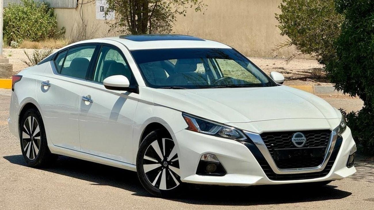 Nissan Altima SV 2020 2.5L FULL OPTION (1050/-MONTHLY)