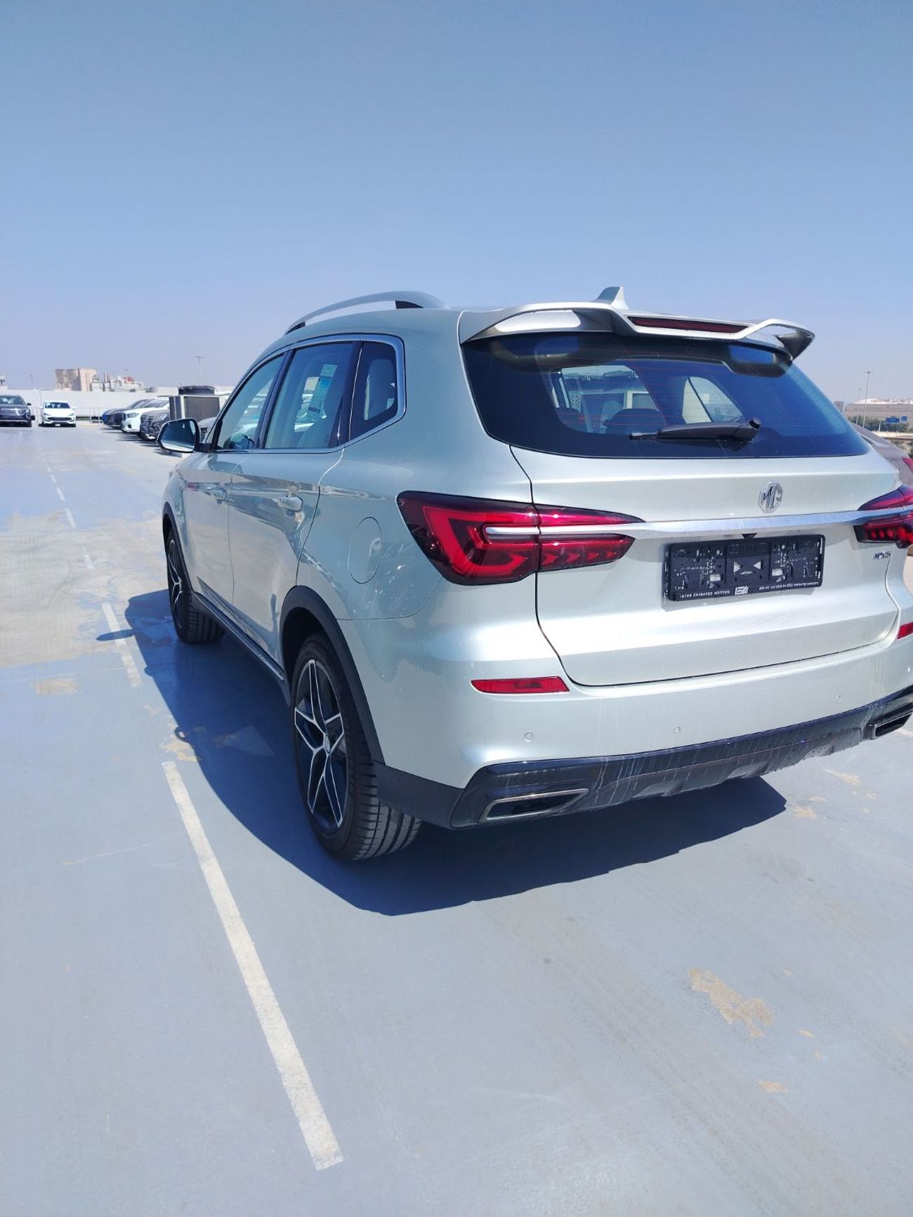 أم جي RX5 Deluxe option