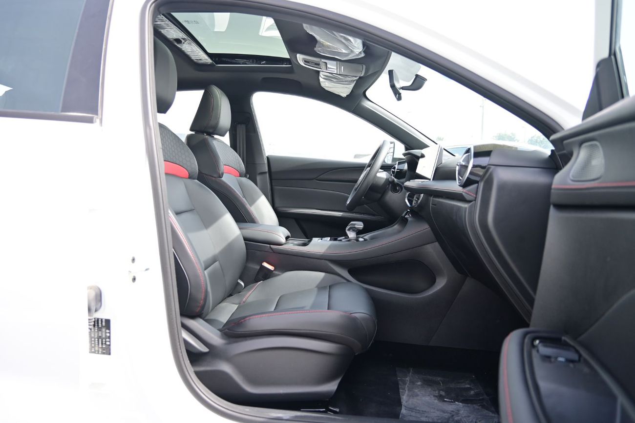 أم جي 5 MG5 1.5L Turbo, Petrol, FWD Model 2025 Color White