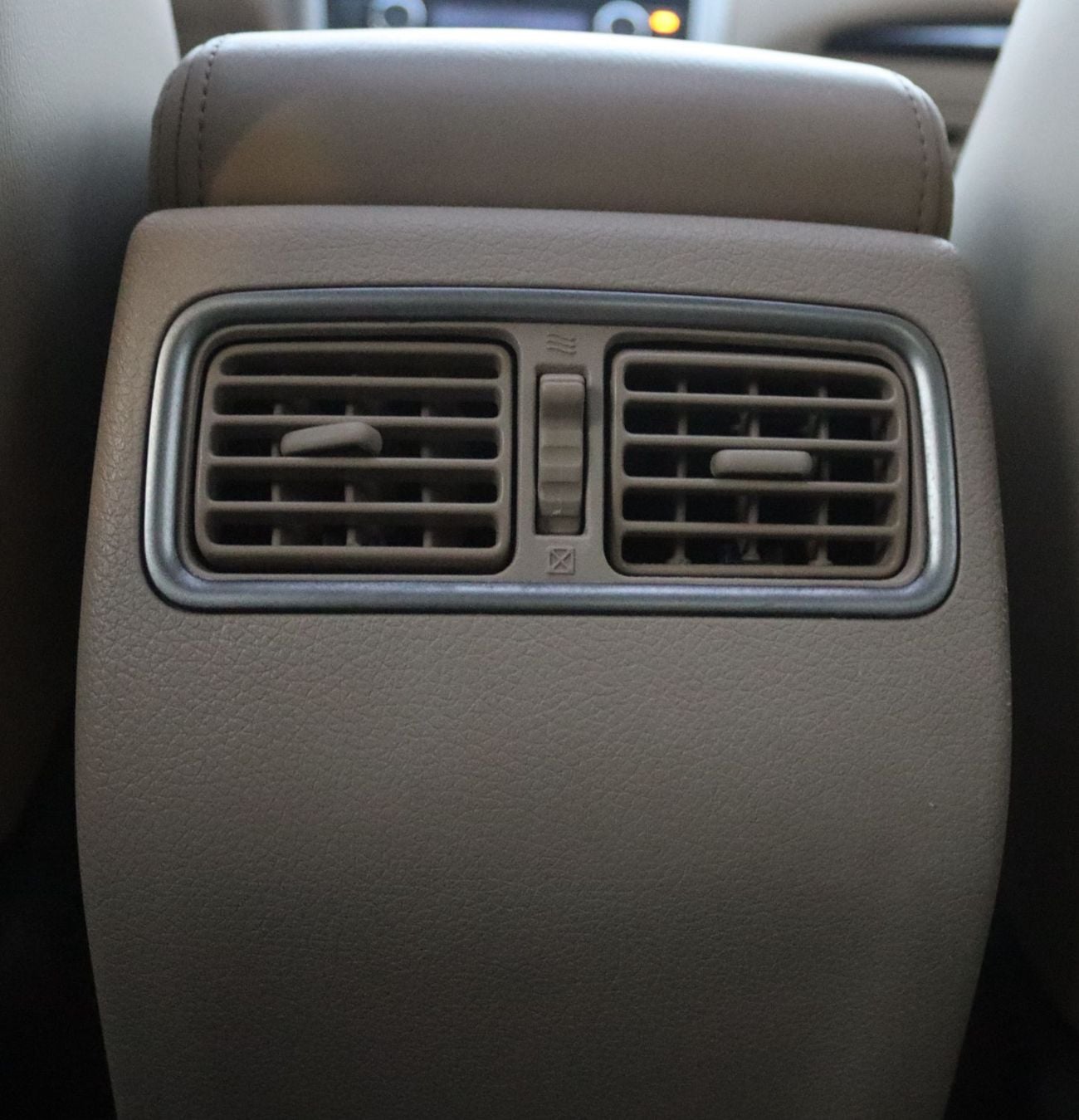 نيسان ألتيما نيسان ألتيما -2015 - خليجى - بمحرك 3.5 - بدون حوادث - وبحاله ممتازه