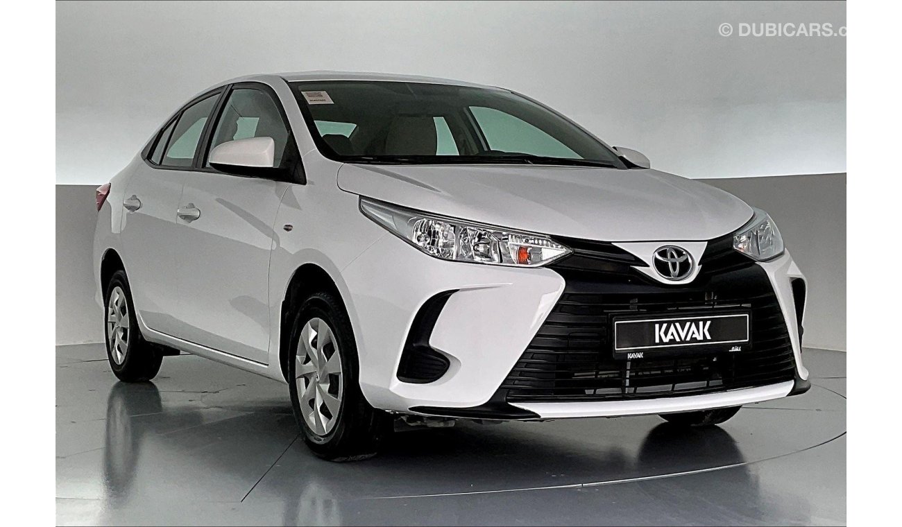 Toyota Yaris SE / E