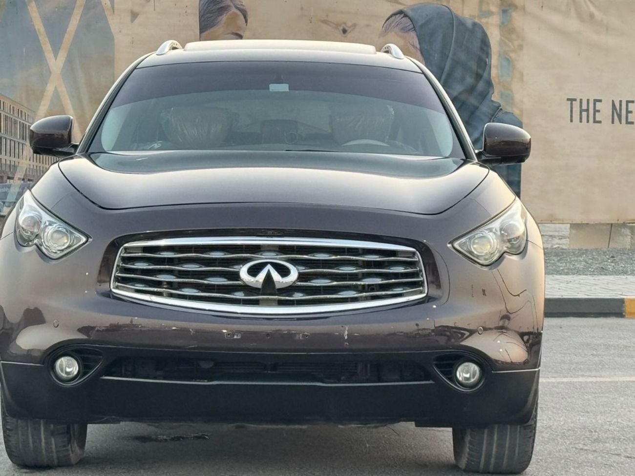 Infiniti FX35 Full option with sunroof