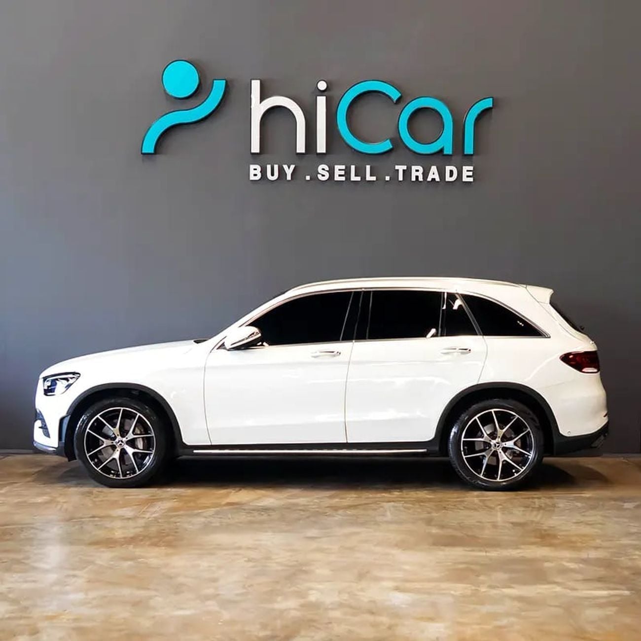 Mercedes-Benz GLC 200 Std 2.0L AED 2,682 pm• 0% Downpayment • Mercedes GLC200 AMG • Extended Warranty Until 28th July 2026