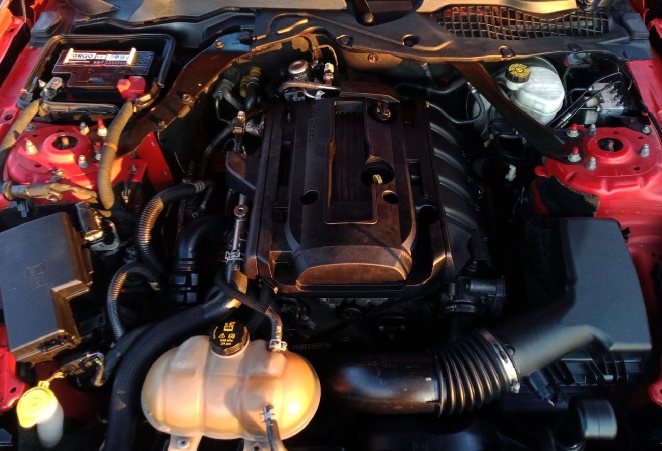 Ford Mustang Ford mustang ecoboost convertible V4  Body kit GT Model 2019 Price: 68000 Dhs Mileage: 44000 Mi Spec