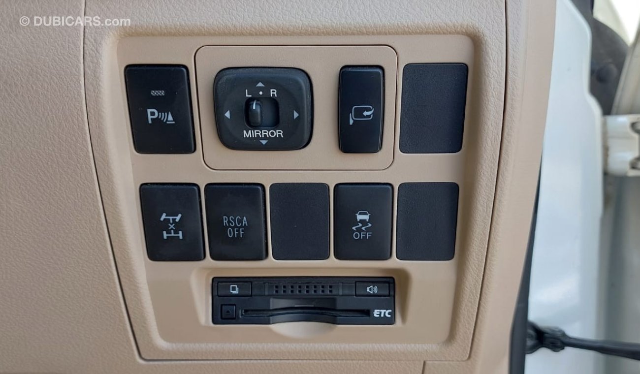 Toyota Land Cruiser Toyota Landcruiser Petrol Engine model 2015 for sale from Humera motor car very clean and good condi