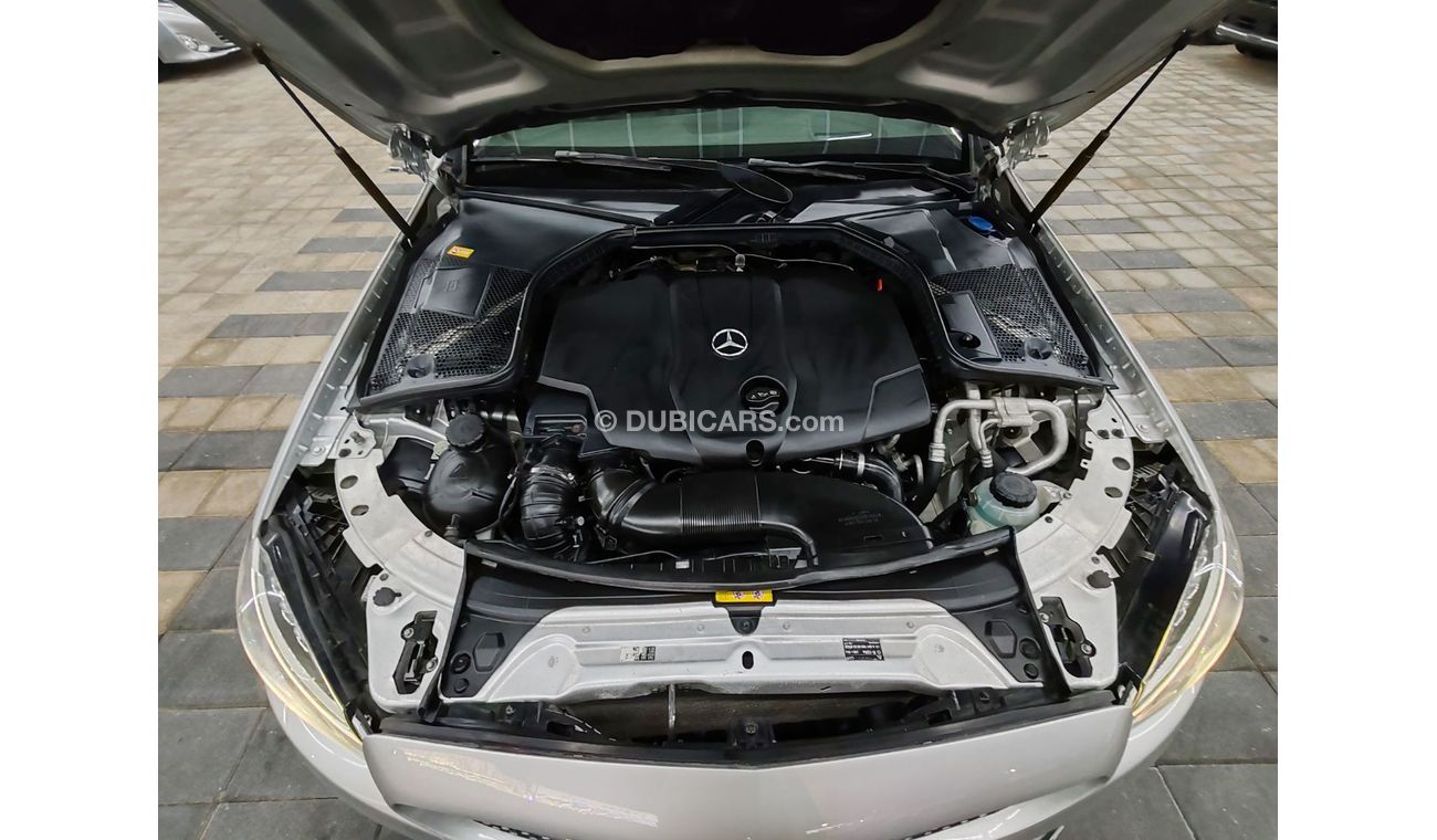 Mercedes-Benz 220 diesel