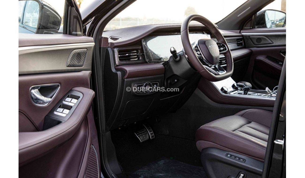 Jetour X90 2024/23 Jetour X 90 PLUS LX SUV 1.6 LH P A/T - Black inside red & brown