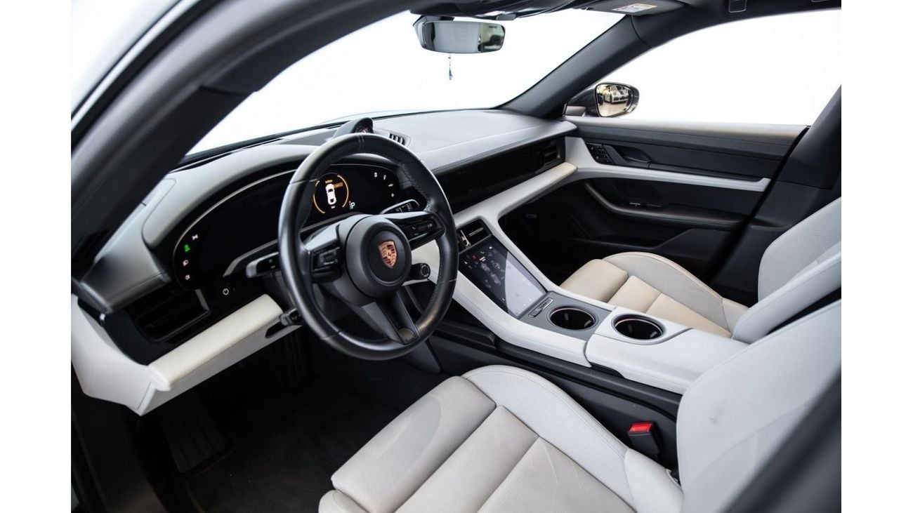 بورش تايكان 4S