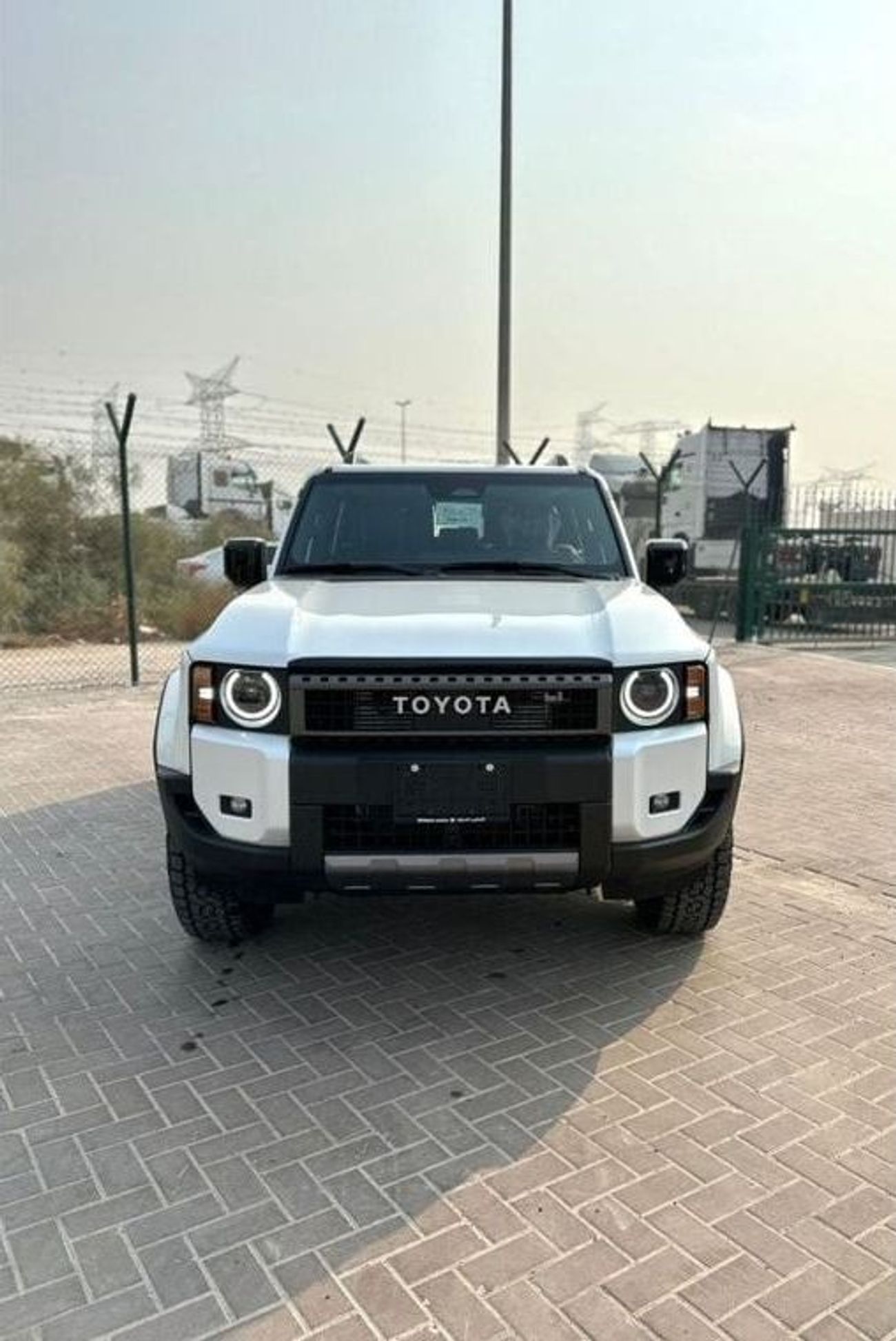 تويوتا برادو Toyota Land Cruiser Prado First Edition 2.4L Al-Futtaim specifications