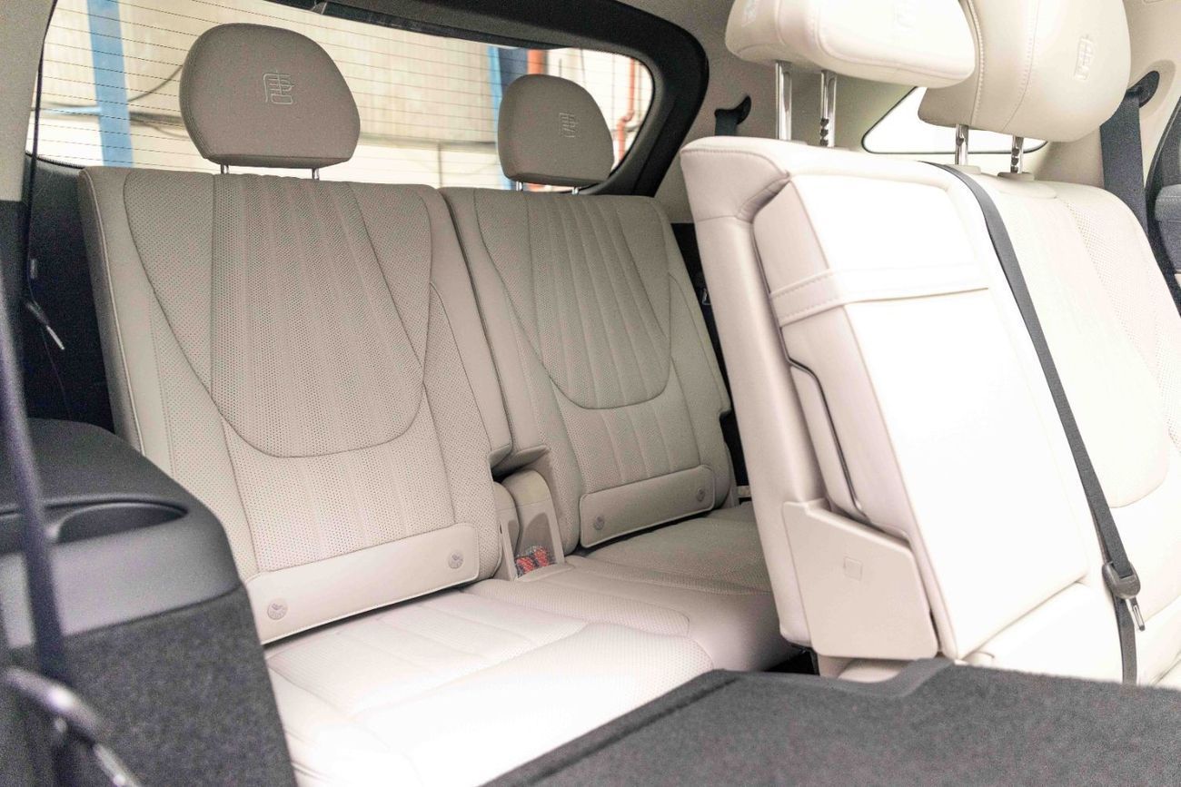 BYD Tang L Flagship- White Inside Black and Grey | Export Only