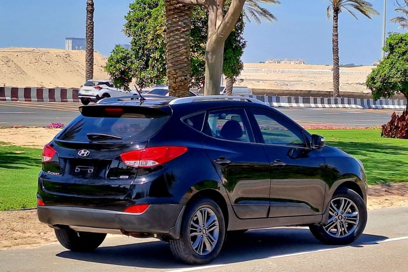 Hyundai Tucson GL 2.0L 1,725-MONTHLY FOR 1 YEAR ONLY | HYUNDAI TUCSON 2015 2.0L GCC | CRUISE CONTROL I GPS I ACCIDE