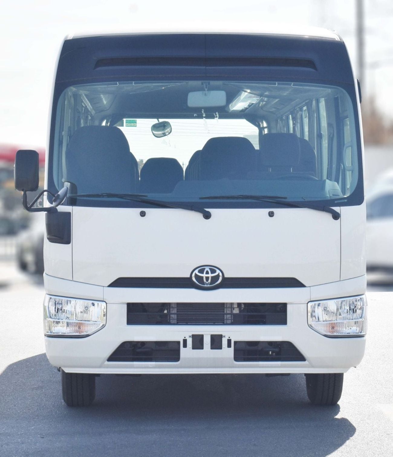 Toyota Coaster 2.8L TURBO DIESEL A/T