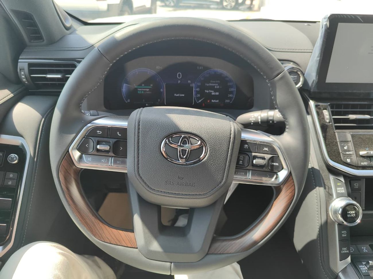 تويوتا لاند كروزر Toyota Land Cruiser VXR 3.5L