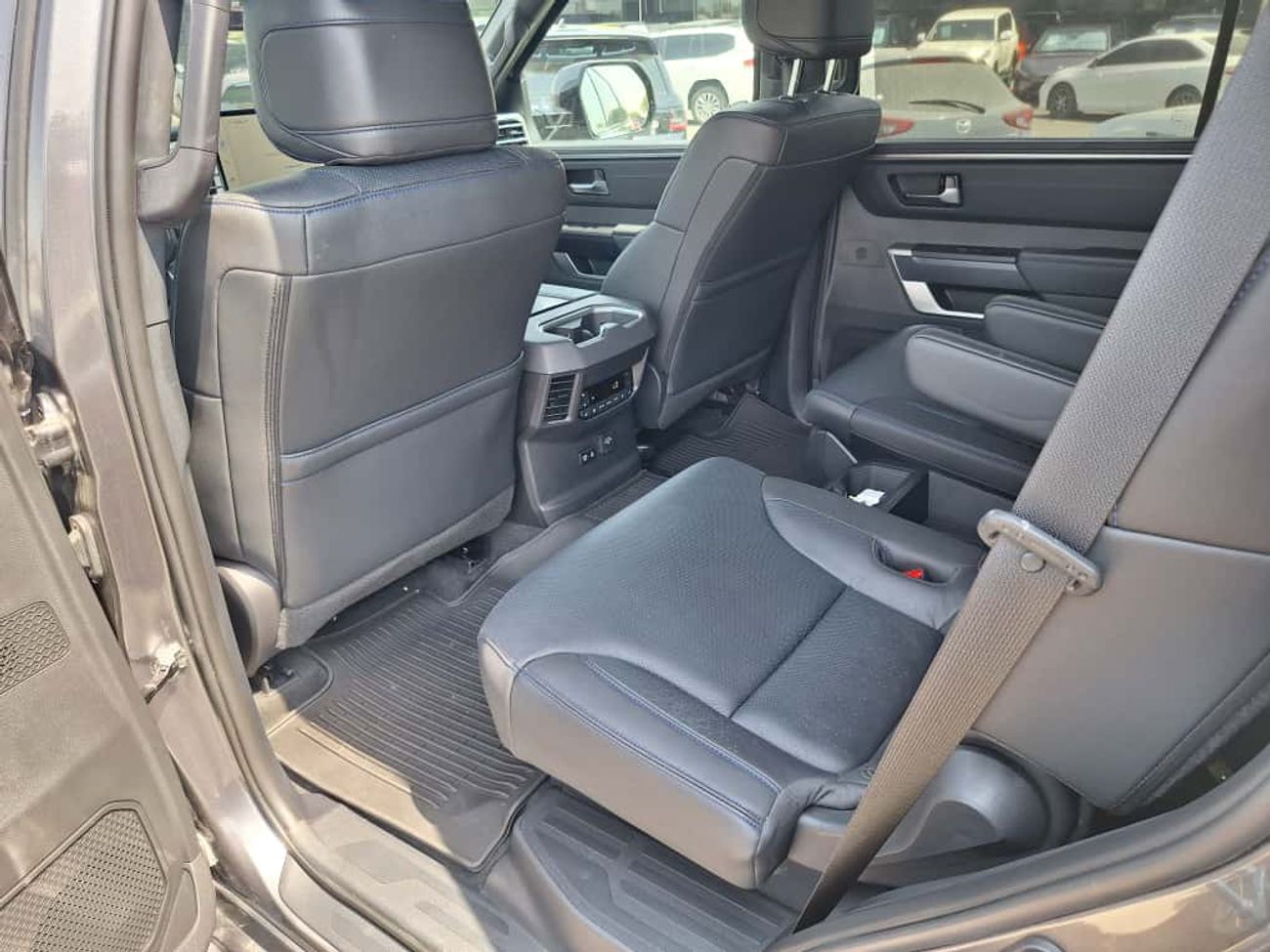 Toyota Sequoia 2024 TOYOTA SEQUOIA PLATINIUM 4WD HYBRID