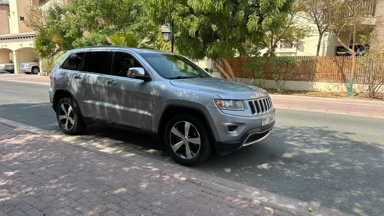 جيب جراند شيروكي Limited 3.6L