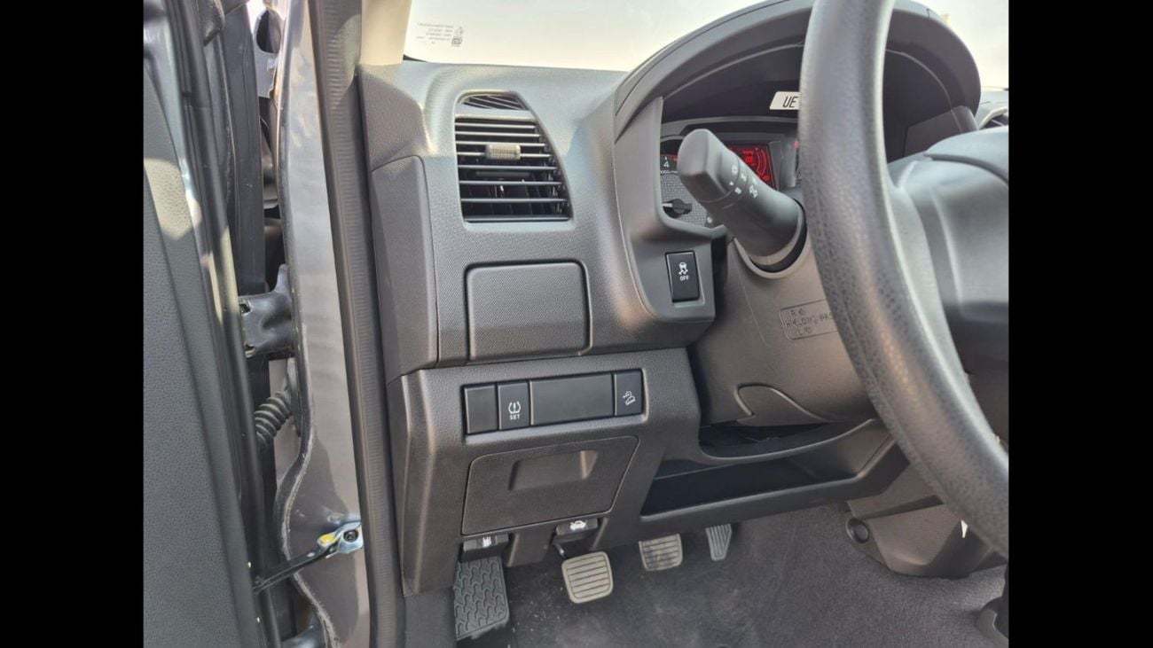 إيسوزو D ماكس 1.9L DIESEL SINGLE CAB 2025 GCC SPECS