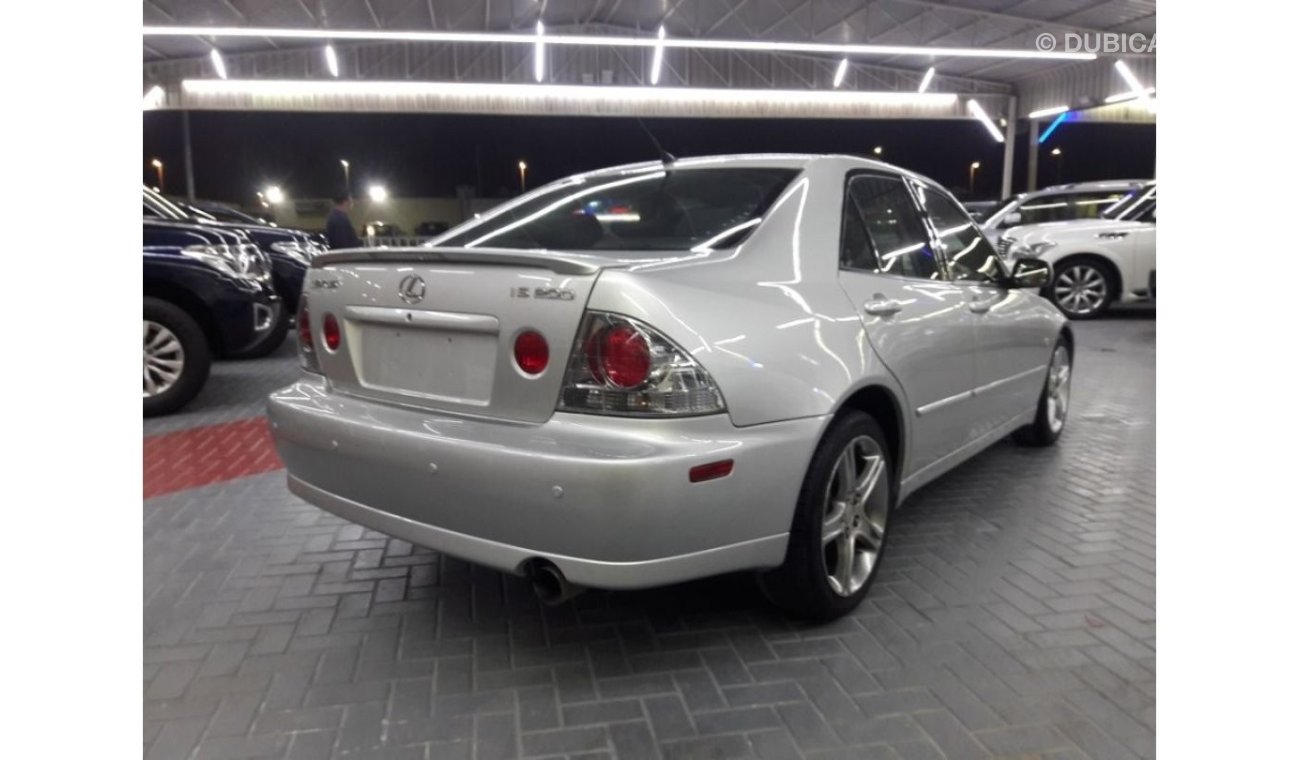 Lexus IS 200 LEXUS IS 200