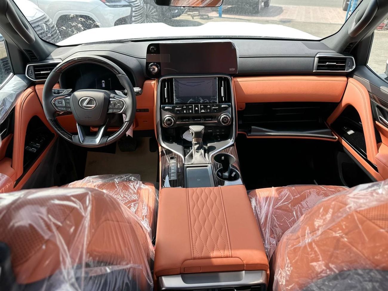 لكزس LX 600 LX600 VIP 3.5 لتر PTR أوتوماتيك // 2026 // كاملة المواصفات: مقاعد VIP، رادار وشاشة عرض رأسية، كاميرا