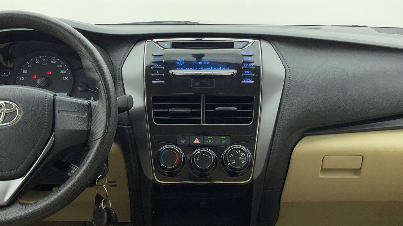 تويوتا يارس SE 1.5 | بدون دفعة مقدمة | اختبار القيادة في المنزل