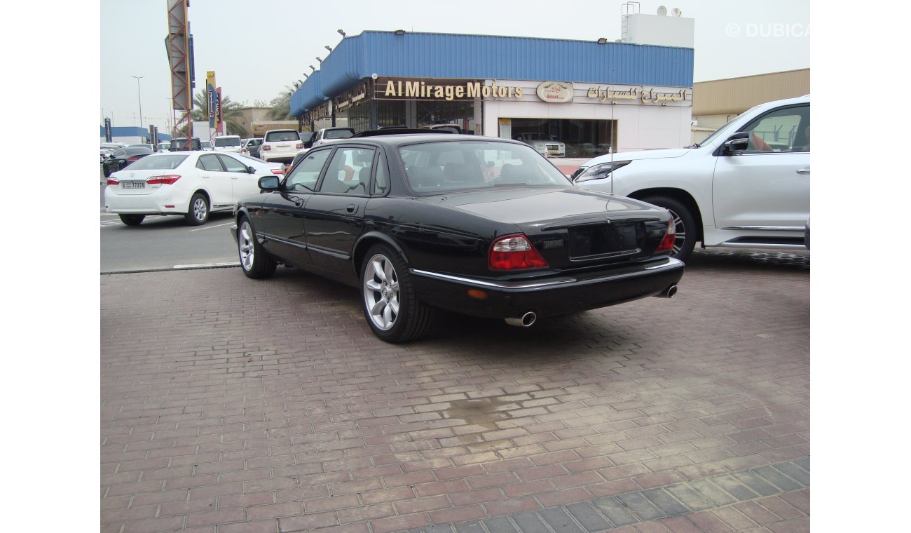 Jaguar XJR SUPER CHAGER