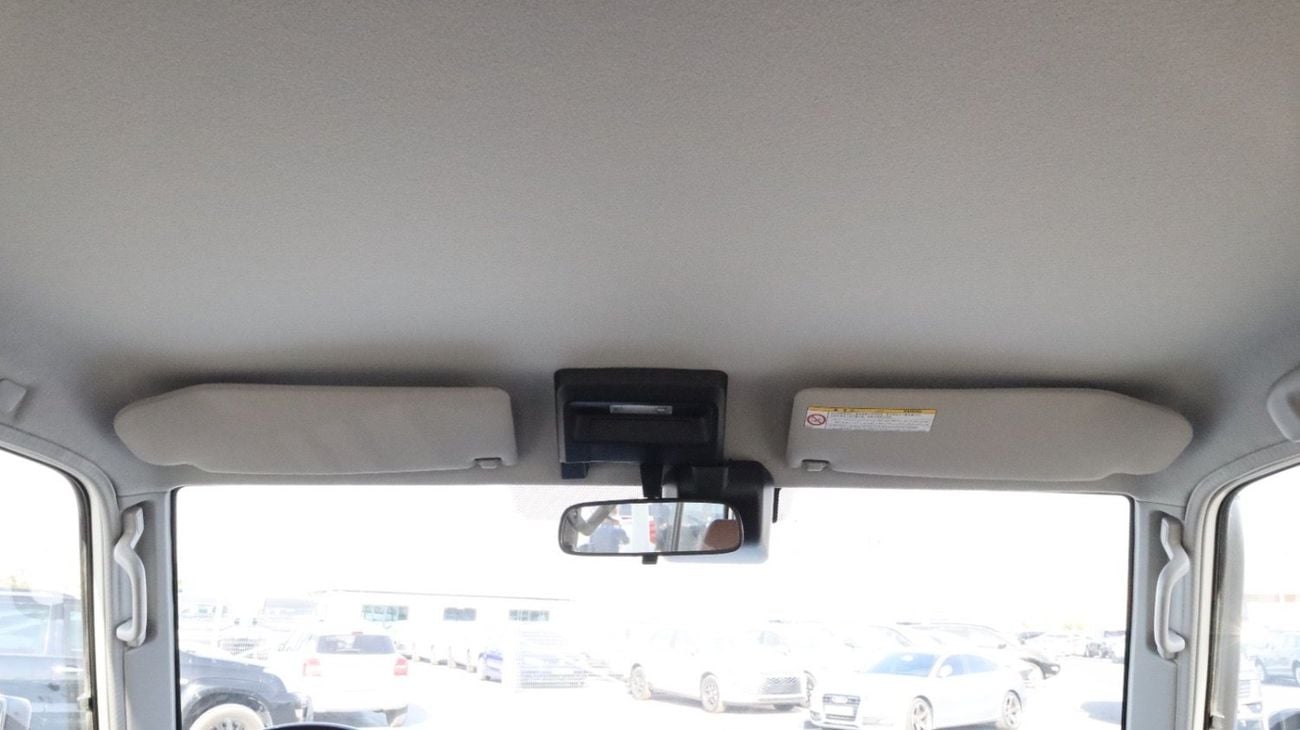 تويوتا لاند كروزر 70 LX 2.8L