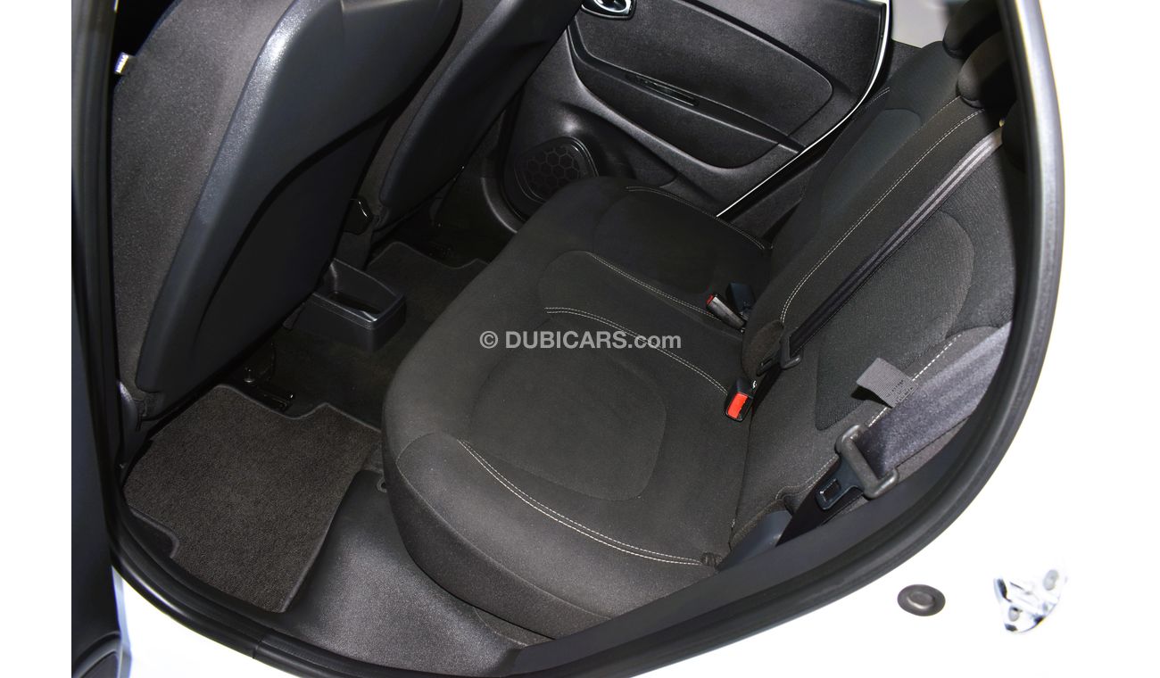 Renault Captur AED 559 PM | 1.6L PE GCC DEALER WARRANTY