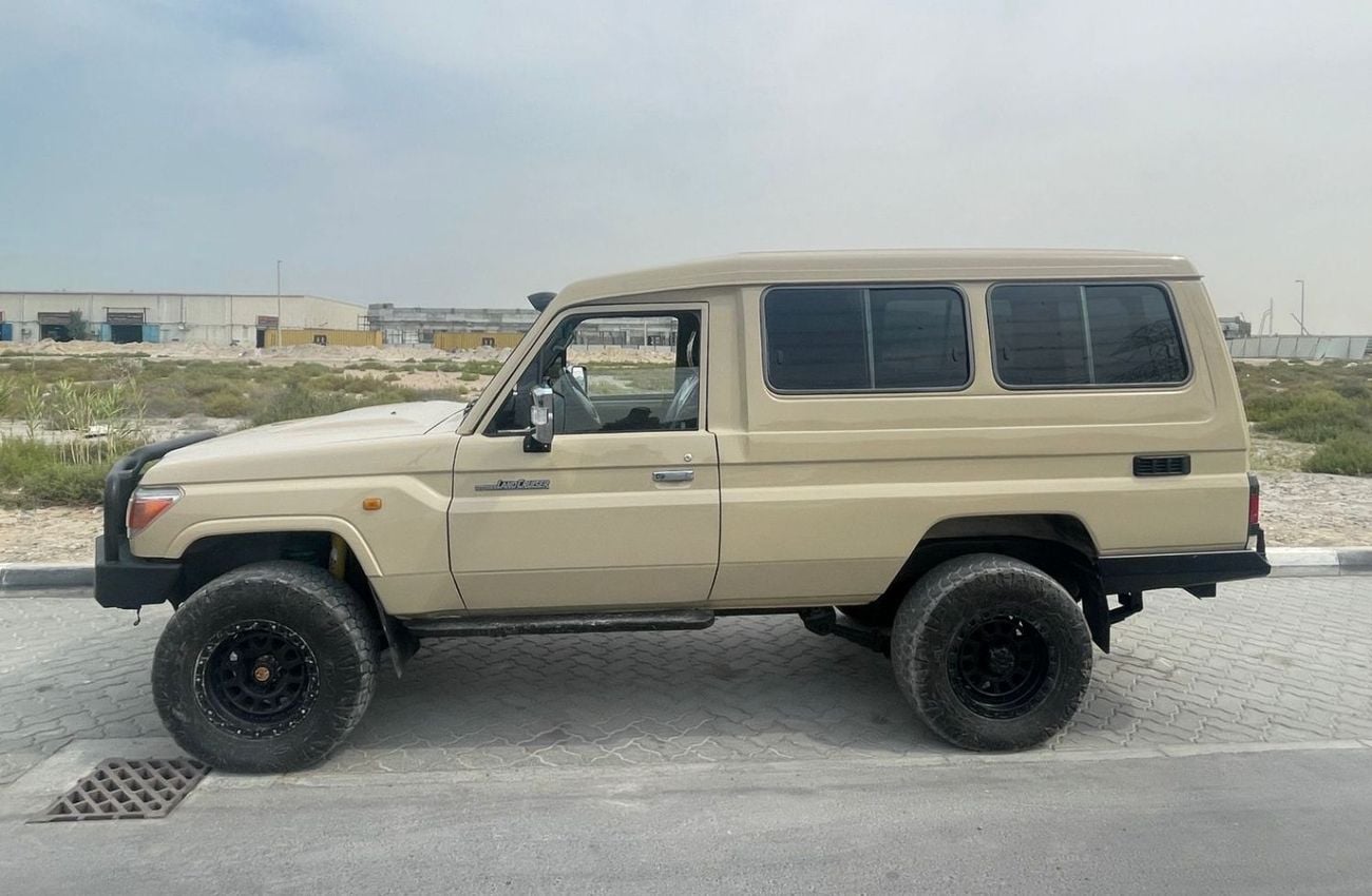 تويوتا لاند كروزر RIGHT HAND DRIVE ONLY FOR EXPORT 4WD 4.5L