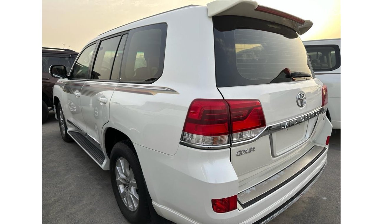 Toyota Land Cruiser GXR