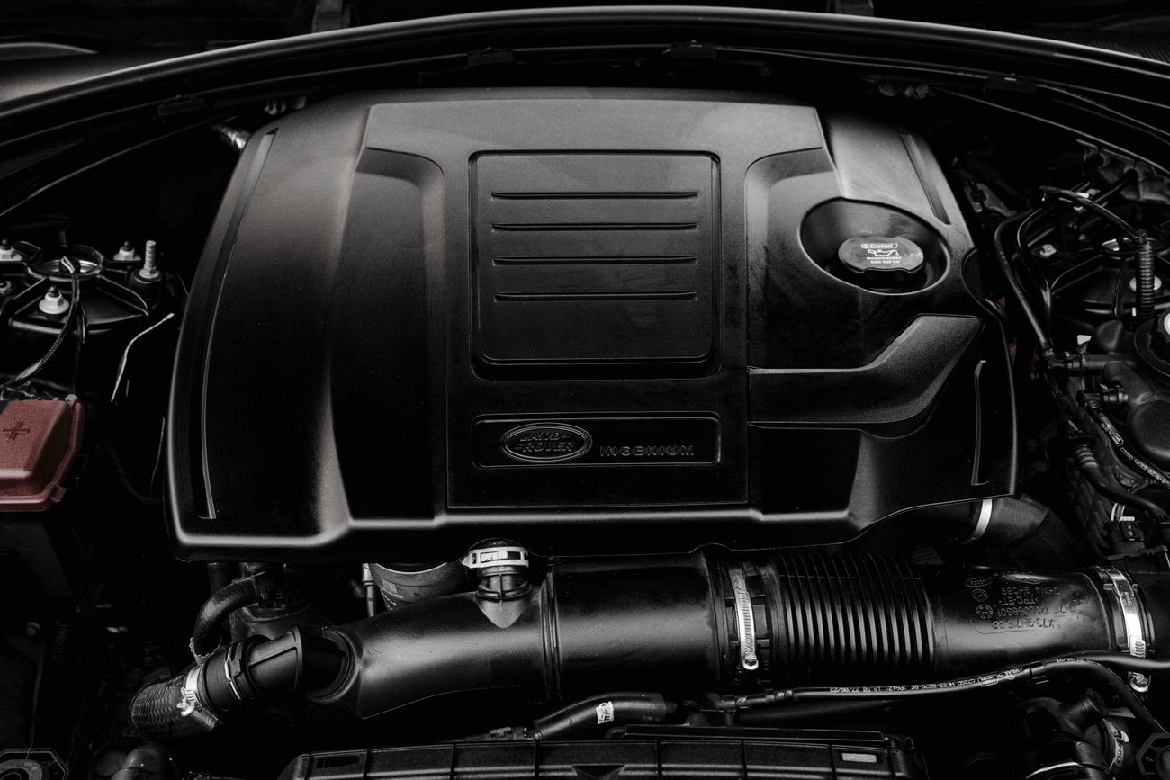 لاند روفر رينج روفر فيلار Range Rover Velar SE Dynamic  | 5,680 P.M | 0% Downpayment | Perfect Condition!