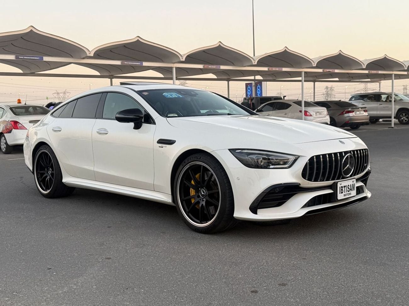 مرسيدس بنز ايه ام جي جي تي 53