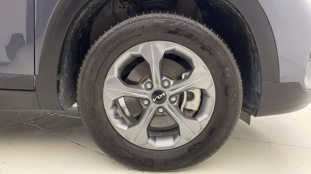 كيا سيلتوس LX 1.6 | بدون دفعة مقدمة | اختبار القيادة في المنزل