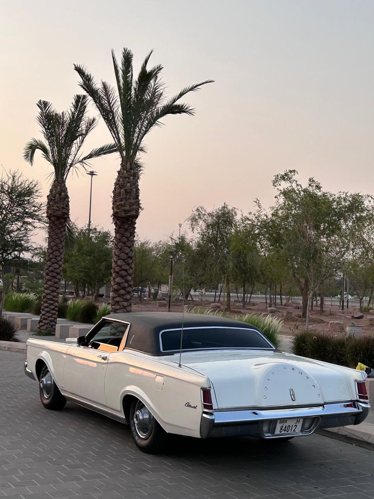 Lincoln Continental 