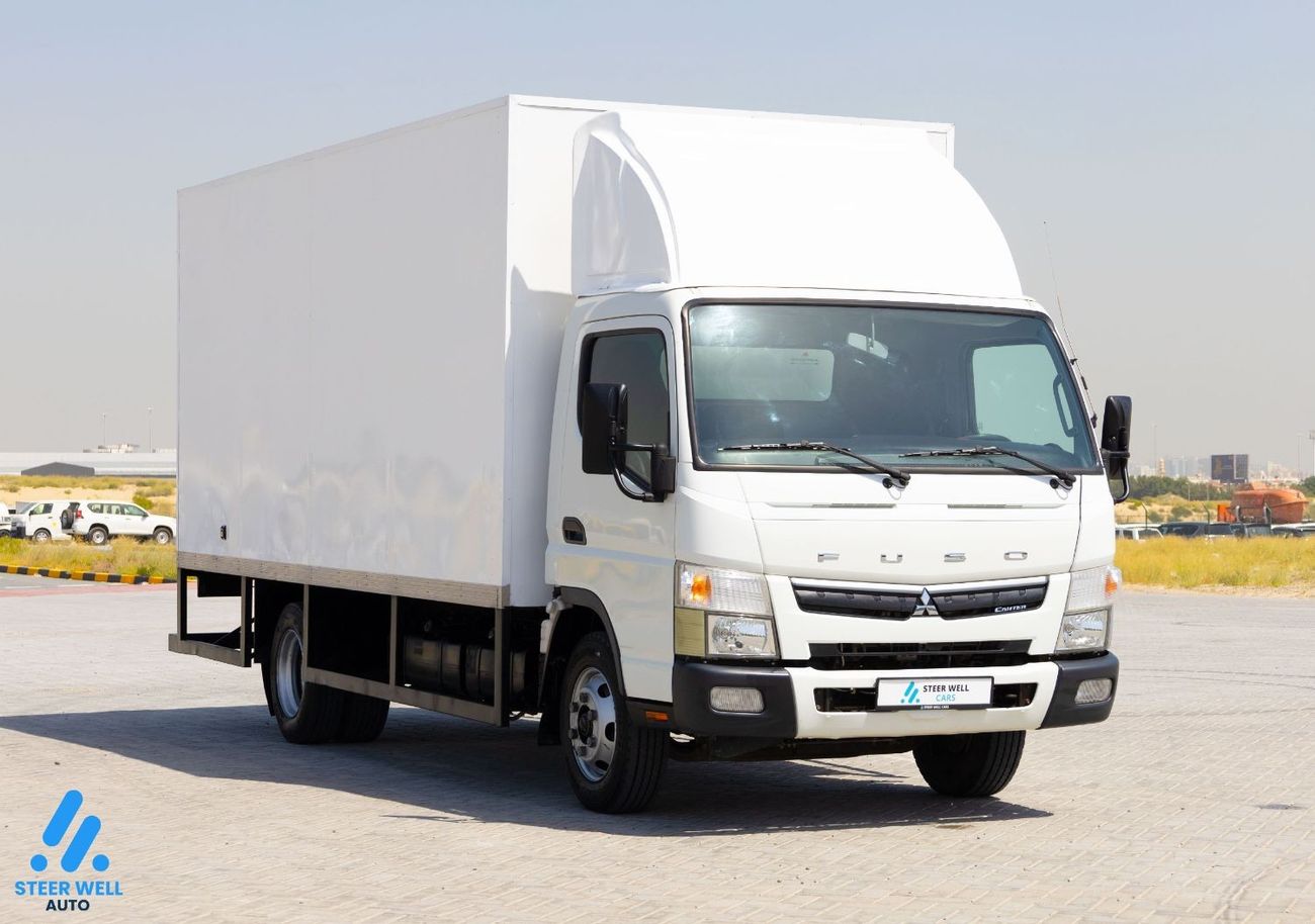 Mitsubishi Fuso Canter 2021 Fuso Pick Up with Dry Box 3.0L - Like New Condition - GCC - Book Now!