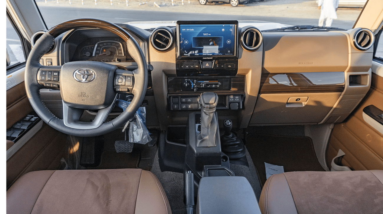 تويوتا لاند كروزر 70 ECTKSA003 - 2025 Toyota LC 76 5 Doors Hardtop - 2.8L Diesel Auto - Full Options – White with Tan Int