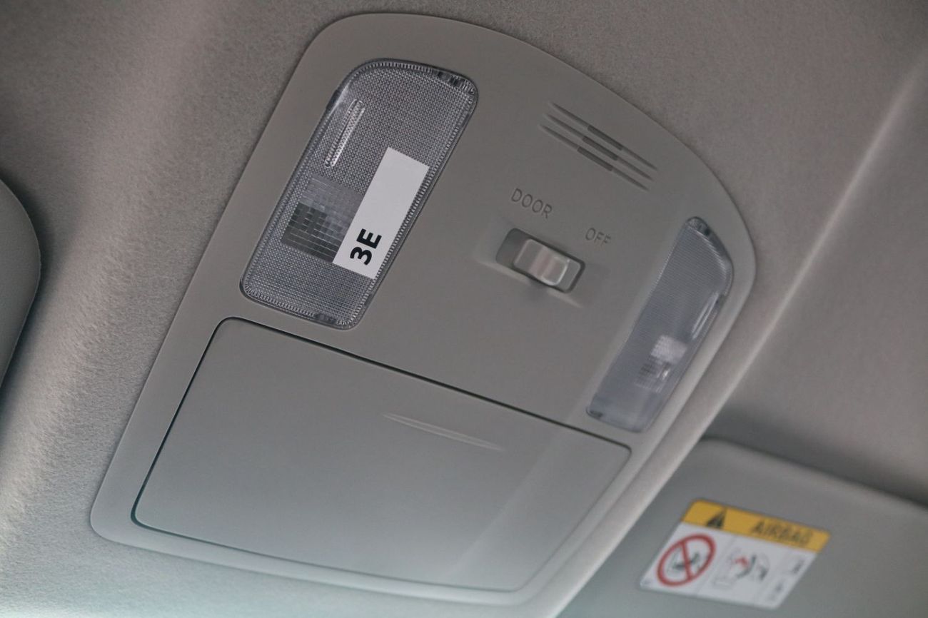 Toyota Hilux 2025 HILUX 2.7 4X4 AT - **التصدير فقط خارج الخليج***EXPORT ONLY**