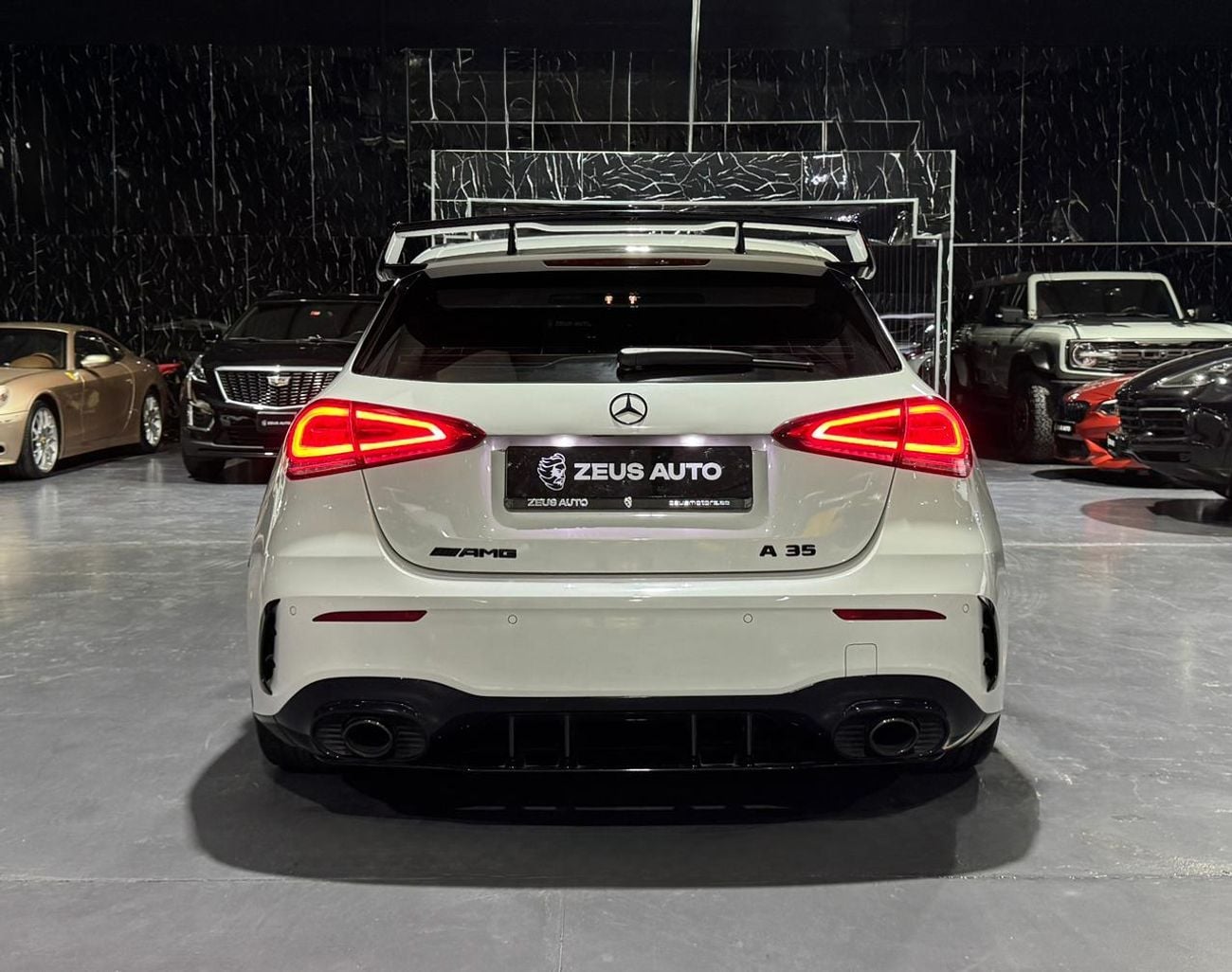 Mercedes Benz A35 AMG 4MATIC Hatchback