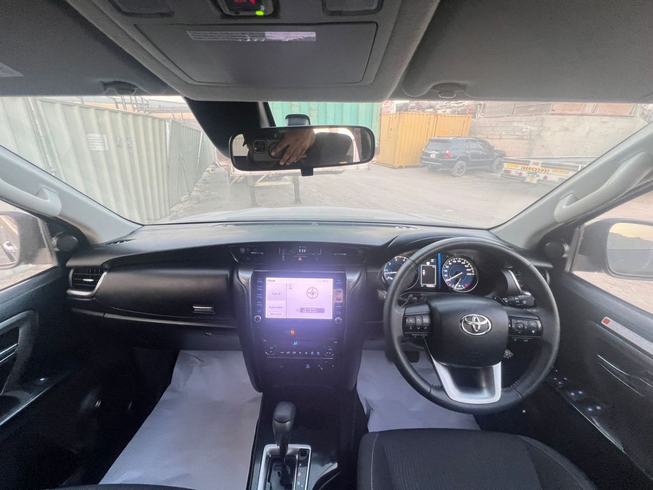 تويوتا فورتونر diesel 2.8 liter ,Right hand drive 2023 Model ,only for export available