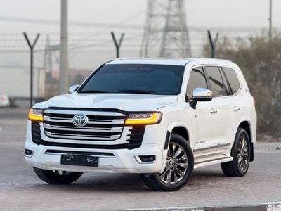 Toyota Land Cruiser Toyota landcuriser 2015 facelifted 2025 VXR 4.6L 4WD full loaded