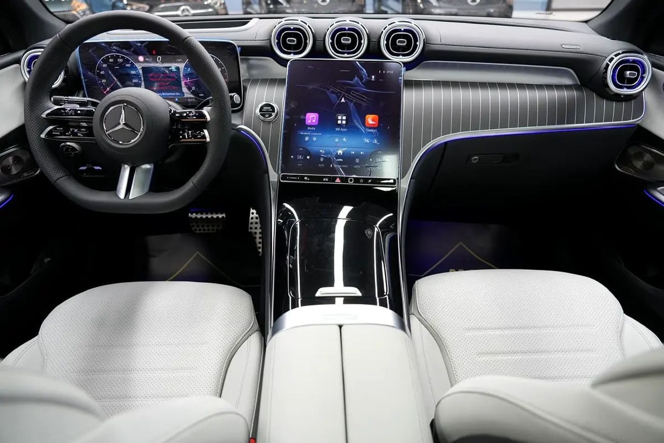 مرسيدس بنز GLC كوبيه 200 Arrival | GLC 200 Coupe | GCC km | Agency Warranty | Premium Plus