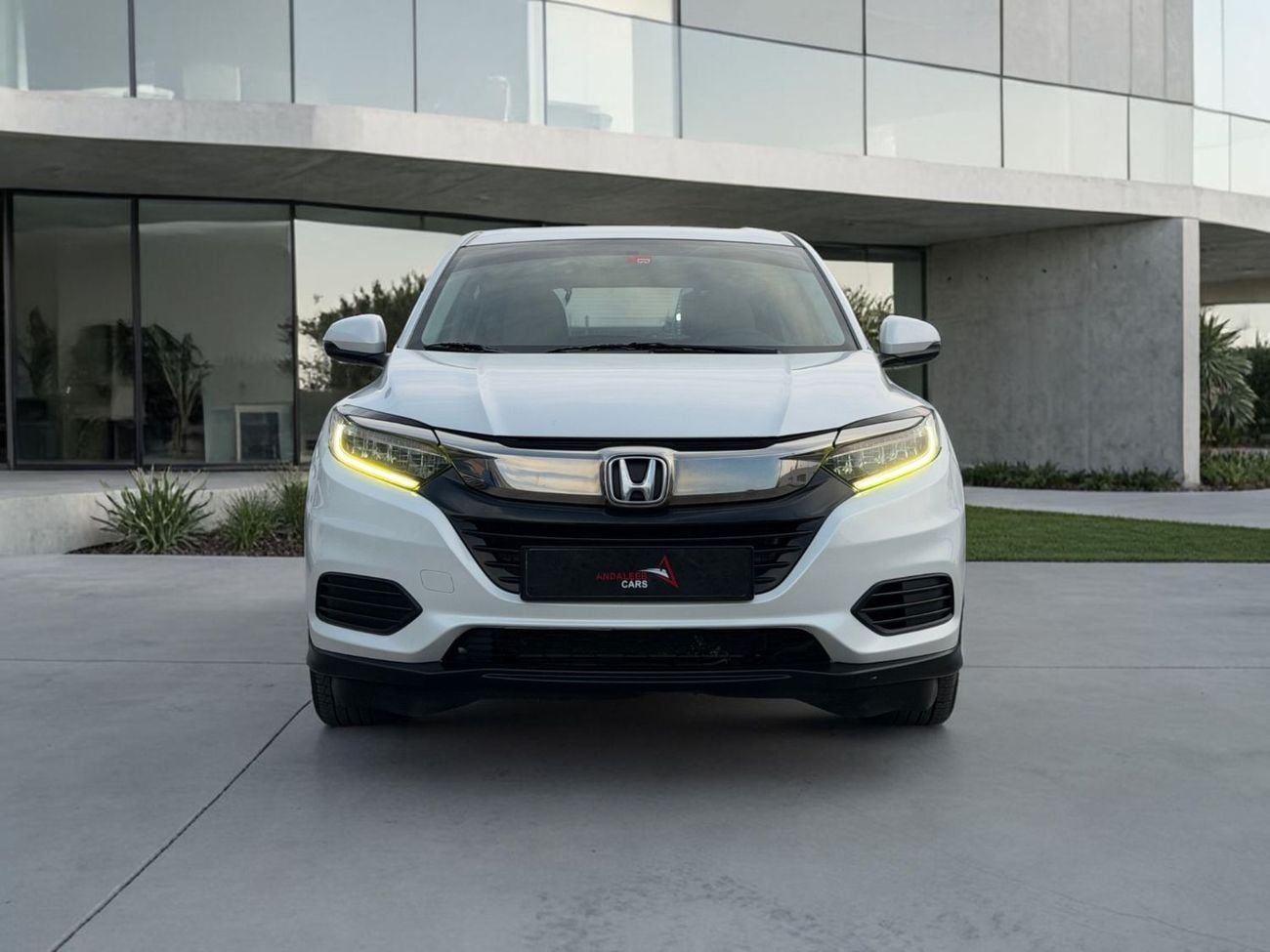 هوندا HRV AED 640 P.M | 0% DOWN PAYMENT | HONDA HR-V | 1.8L I4 | 2020 | GCC SPECS