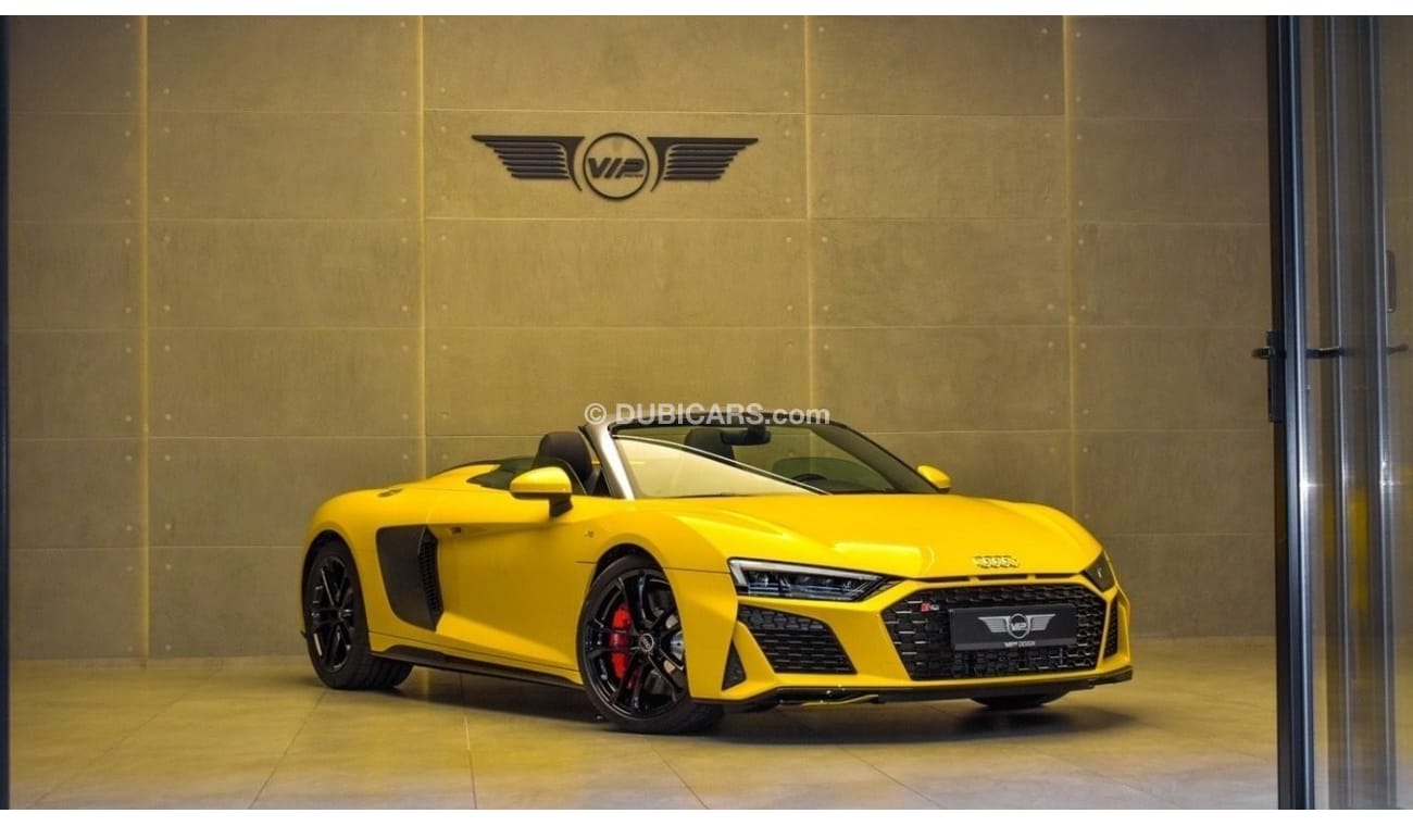 Audi R8 Audi R8 V10 GCC. Spyder