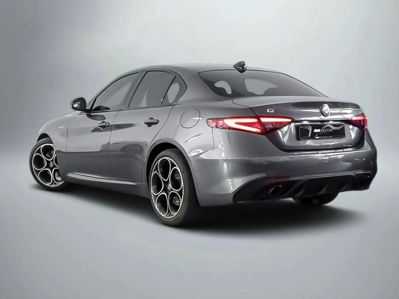 Alfa Romeo Giulia 2023 Alfa Romeo Giulia Veloce Q2 / Alfa Romeo Warranty & Service Pack