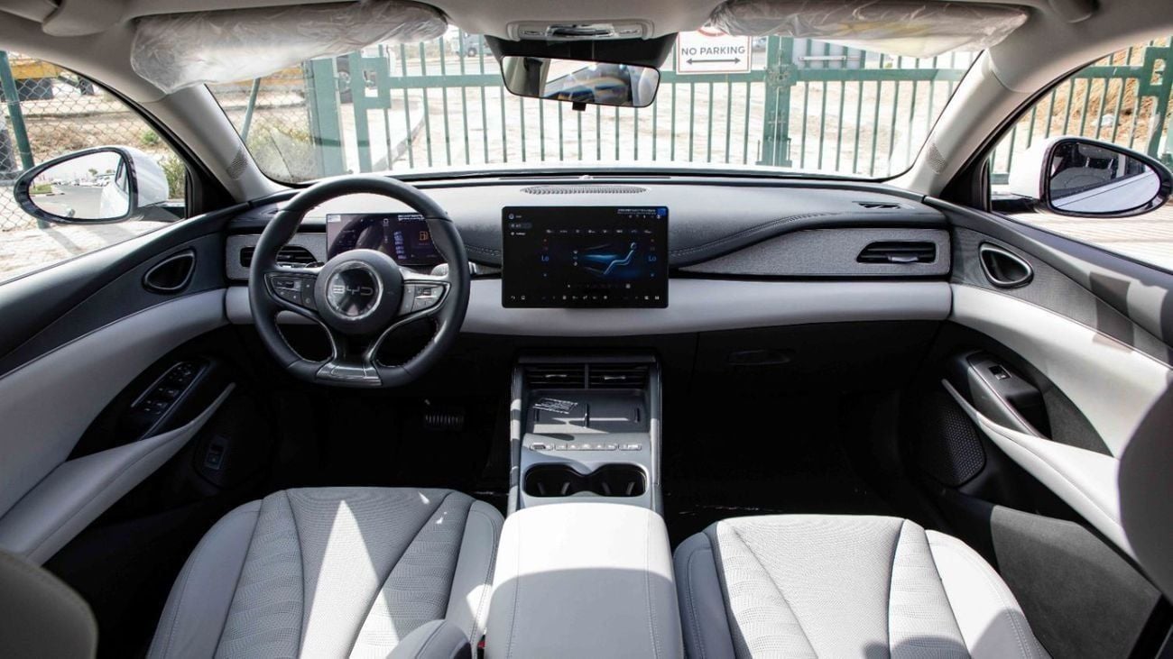 BYD Seal 06 DM-i 128KM SUPER ENJOYMENT SMART EDITION | 2025 | with 5 Years EVS Warranty