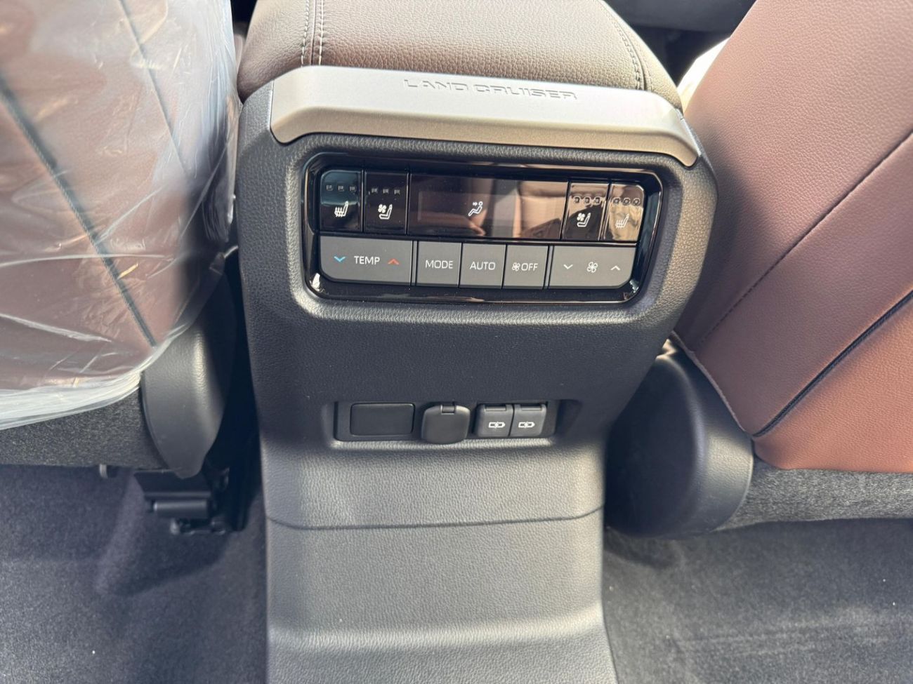 Toyota Prado 2.4L 4WD PETROL AUTOMATIC TRANSMISSION ( FOR RE-EXPORT ONLY )