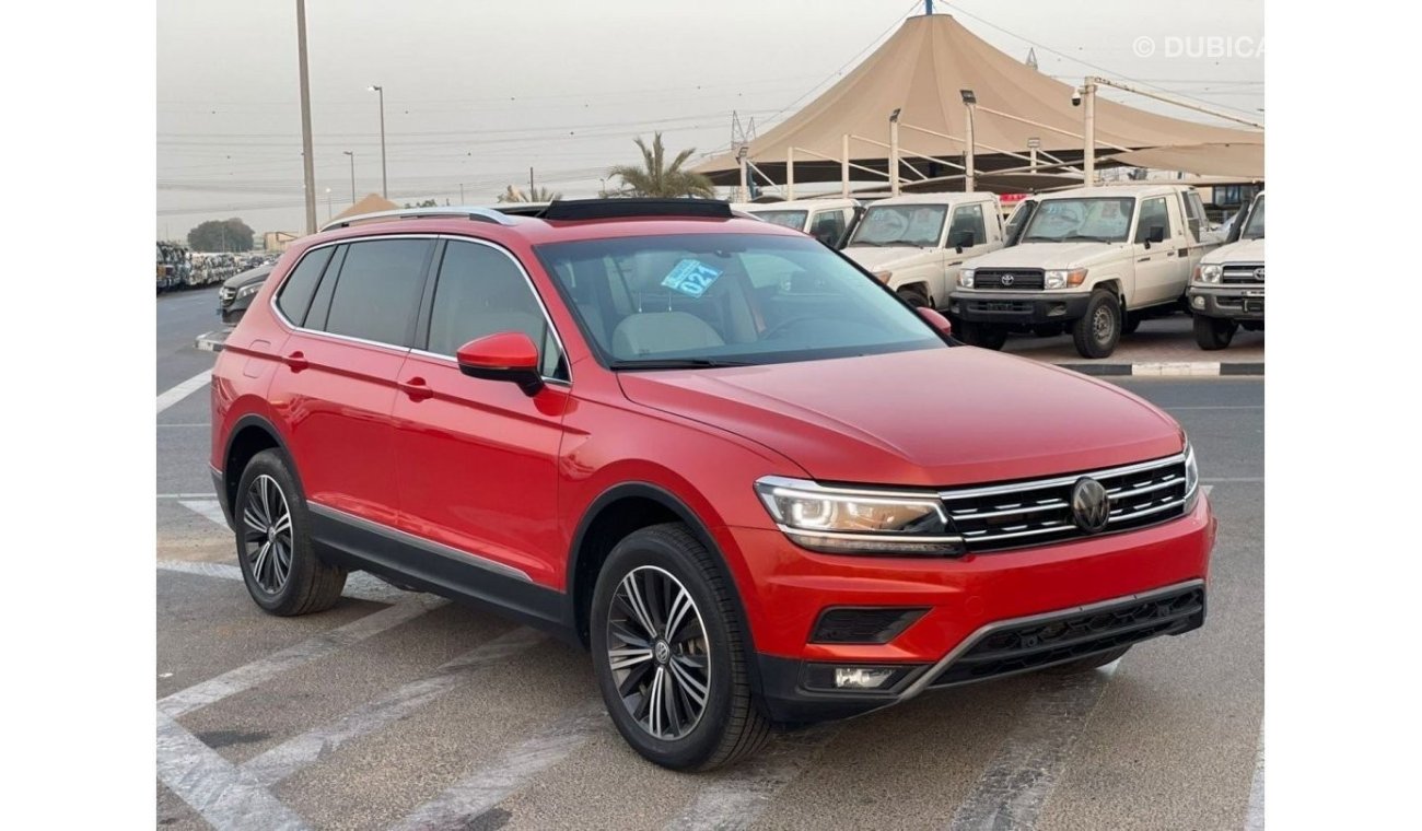 Volkswagen Tiguan 2019 Volkswagen Tiguan 2.0L Turbo Full Option Panoramic View