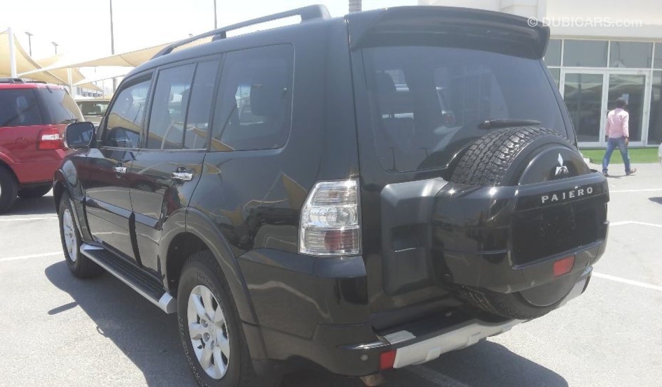 Mitsubishi Pajero 3.8