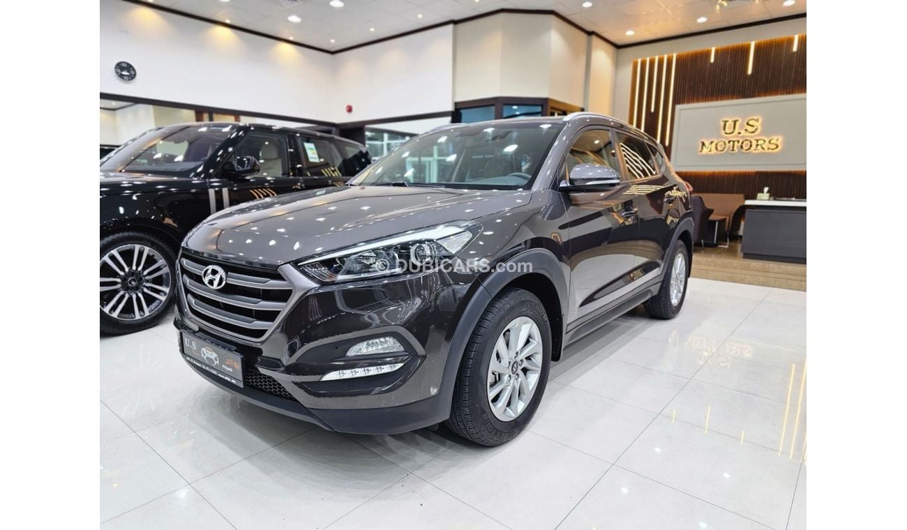 Hyundai Tucson SE LOW MILEAGE SINGLE OWNER UNDER WARRANTY