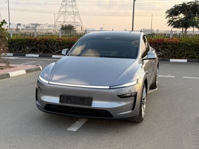 Tesla Model Y Long Range (AWD)