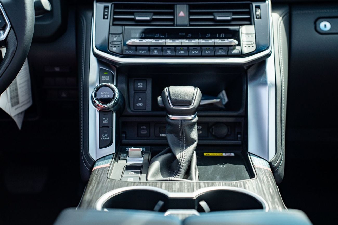 تويوتا لاند كروزر 2025 Toyota Land Cruiser VXS (3.5L Hipired