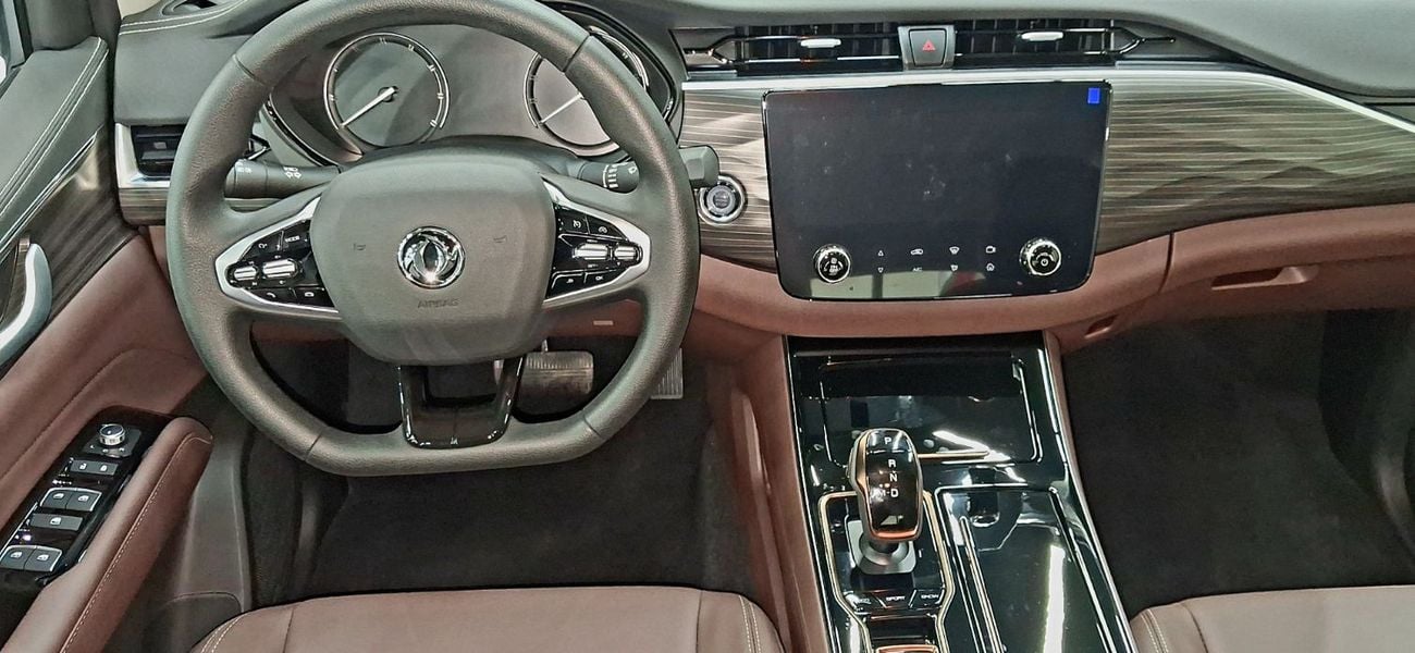 سبروس X300 Spruce X300  4WD By Nissan Company